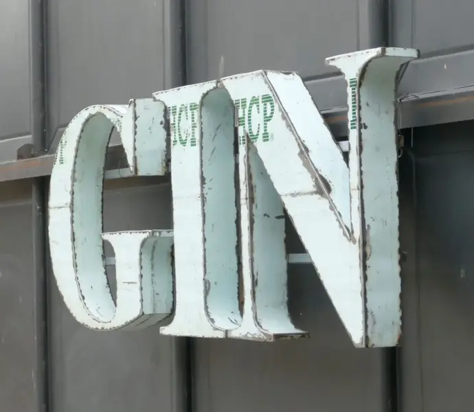 Artikelbild 3 des Artikels “Großbuchstaben - BAR auf Metallrahmen Höhe ca. 50cm. “